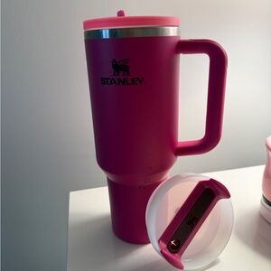 Stanley Fuchsia Travel Mug with Lid 40oz